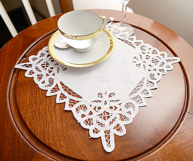 Square Battenburg Butterflies Placemats